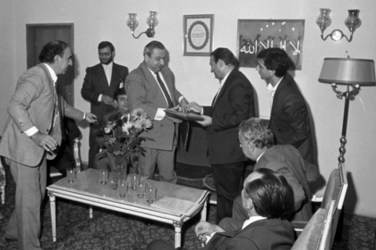 Signing of a trade agreement between Bulgaria and Iran at the residence of the Iranian ambassador
